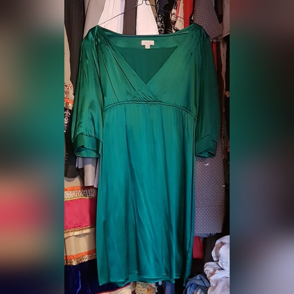 Emerald silk Ojay dress - Picture 2 of 11